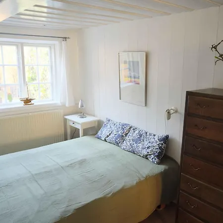 Historic Townhouse In The Heart Of Vila *